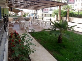 Yade Apart Pension