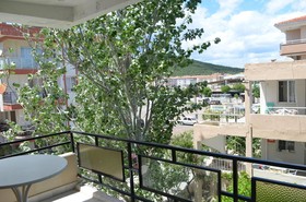 Yade Apart Pension