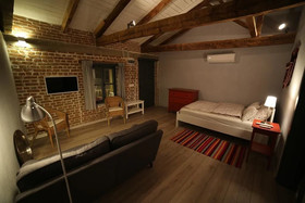 Attalos Suites Hotel