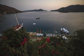Dolphin Boutique Hotel