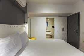 Adaloca Otel