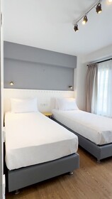 Adaloca Otel