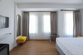 Adaloca Otel