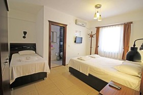 Albatros Hotel