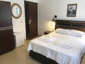 Albatros Hotel