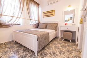 Bozcaada Butik Pansiyon