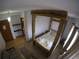 Bozcaada Iris Otel
