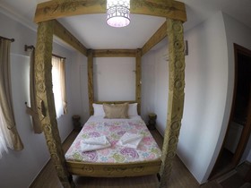 Bozcaada Iris Otel