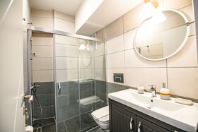 Irinikos Otel