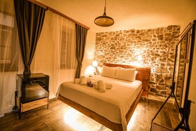Irinikos Otel