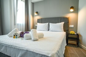 Irinikos Otel