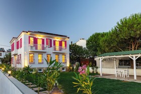 Karauzum Hotel