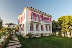 Karauzum Hotel