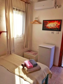 Tenedos Tatil Odalari