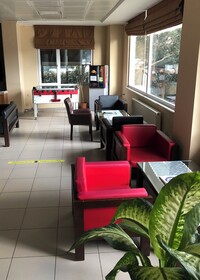 Arya Hotel