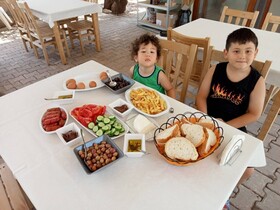 Assos Gunoven Butik Apart Otel