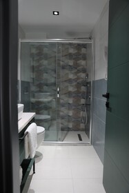Aybek Ratio Hotel