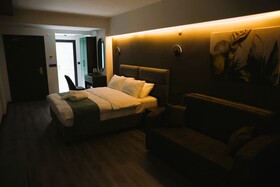 Aybek Ratio Hotel