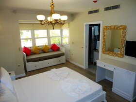 Alacati Grand Eldoris Hotel