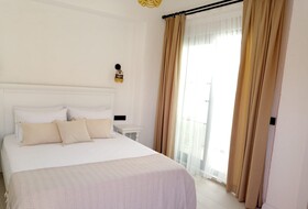 Alacati Otel Lalasa