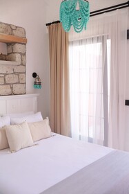 Alacati Otel Lalasa