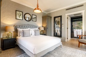 Alacatl Port Ladera Hotel