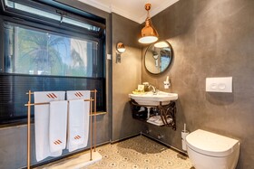 Alacatl Port Ladera Hotel