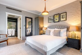 Alacatl Port Ladera Hotel