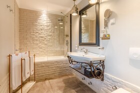 Alacatl Port Ladera Hotel