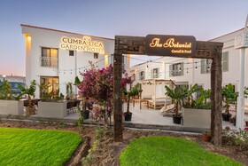 Cumbalica Garden Hotel