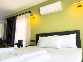 Dali Boutique Hotel