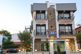Dali Boutique Hotel
