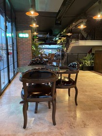 Dubh Linn Hotel