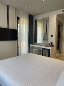 Dubh Linn Hotel
