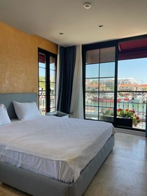 Dubh Linn Hotel