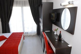 Eleven Hotel