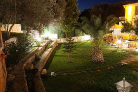 Erythros Boutique Hotel