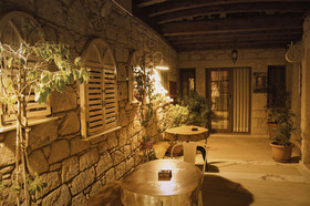 Golden Stone Hotel