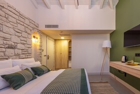 Lavie Otel Çesme