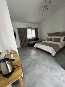 Luvenza Alacati Hotel