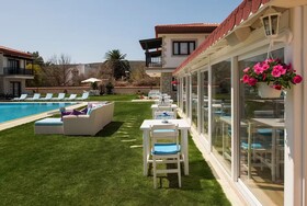 Mara Bahçe Alaçati