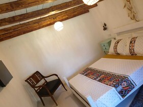 Nadide Duru Alacati