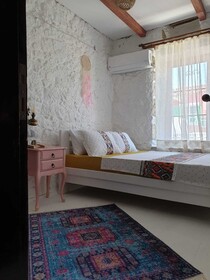 Nadide Duru Alacati