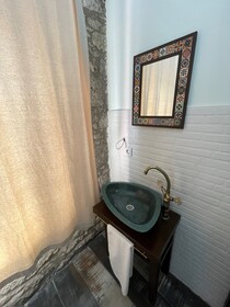 Nadide Duru Alacati