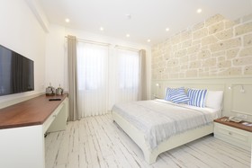 Rhodium Hotel