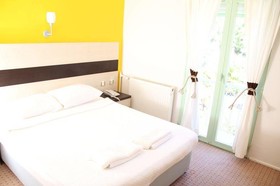 R+ Hostel
