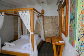 Rikas Alacati
