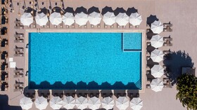 Enki Spinoza Thermal & Resort Hotel