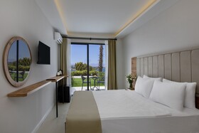 Enki Spinoza Thermal & Resort Hotel