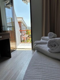Viyana Otel